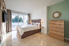 Apartamento en Marbella - *Moderno Piso en Marbella, 2 hab, Piscina,Parking* 