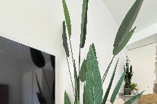 Estudio en Marbella - Elegante Estudio con Balcón y Piscina 