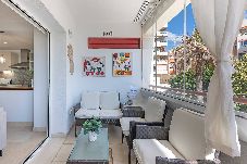 Apartamento en Marbella - Elegante Refugio a Pasos del Mar,Parking Incluido 