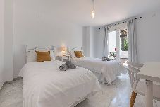 Chalet en Marbella - Casa adosada junto al Mar 