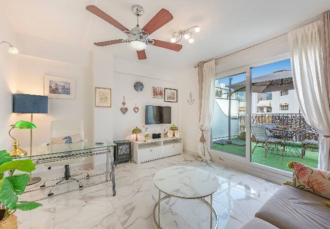 Apartamento en Marbella - Moderno 1 Dorm a 150 mts del Mar y 3min del Centro 