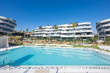 Apartamento en Estepona - Elegante Penthouse en Estepona con Vista al Mar 
