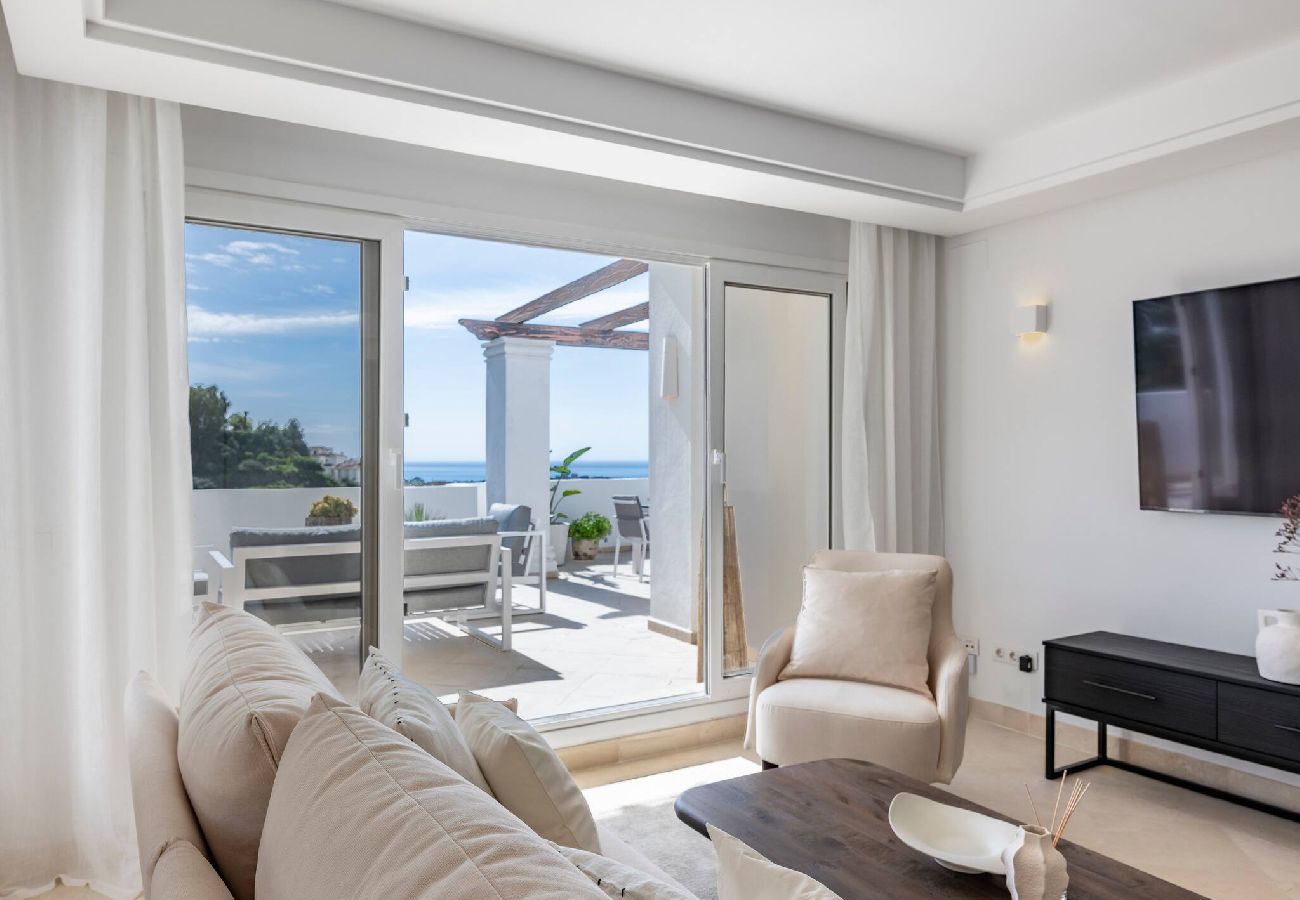 Apartamento en Marbella - Gran Duplex Penthouse, Vistas al Mar y la Montaña 