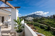 Apartamento en Marbella - Gran Duplex Penthouse, Vistas al Mar y la Montaña 