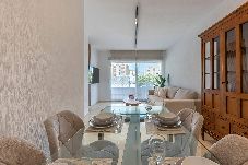 Apartamento en San Pedro de Alcántara - Luminoso piso en San Pedro con Piscina y Parking 