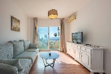 Apartamento en Estepona - Acogedor Refugio con Increibles Vistas al Mar 