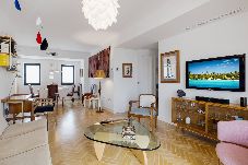 Apartment in Málaga - SOHO 2 Bedrooms Apt Next to the Beach 