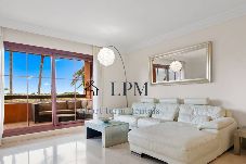 Apartment in Benahavís - *Bright Apart*Pool and Sauna in Benahavis 