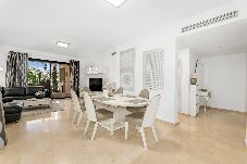 Apartment in Málaga - Gorgeous Apartment, 3BR Pool Terrace 