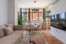 Apartment in Fuengirola - Cozy Apart. In Fuengirola with Beach Views 