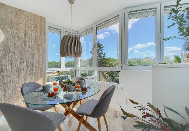 Studio in Calahonda - Studio Close to the Beach * Sea Views * Pool 