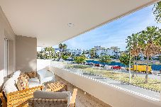 Apartment in Nueva andalucia - Luxury 4 Brd Apartment ⁕ Pool ⁕  Gym ⁕ Parking