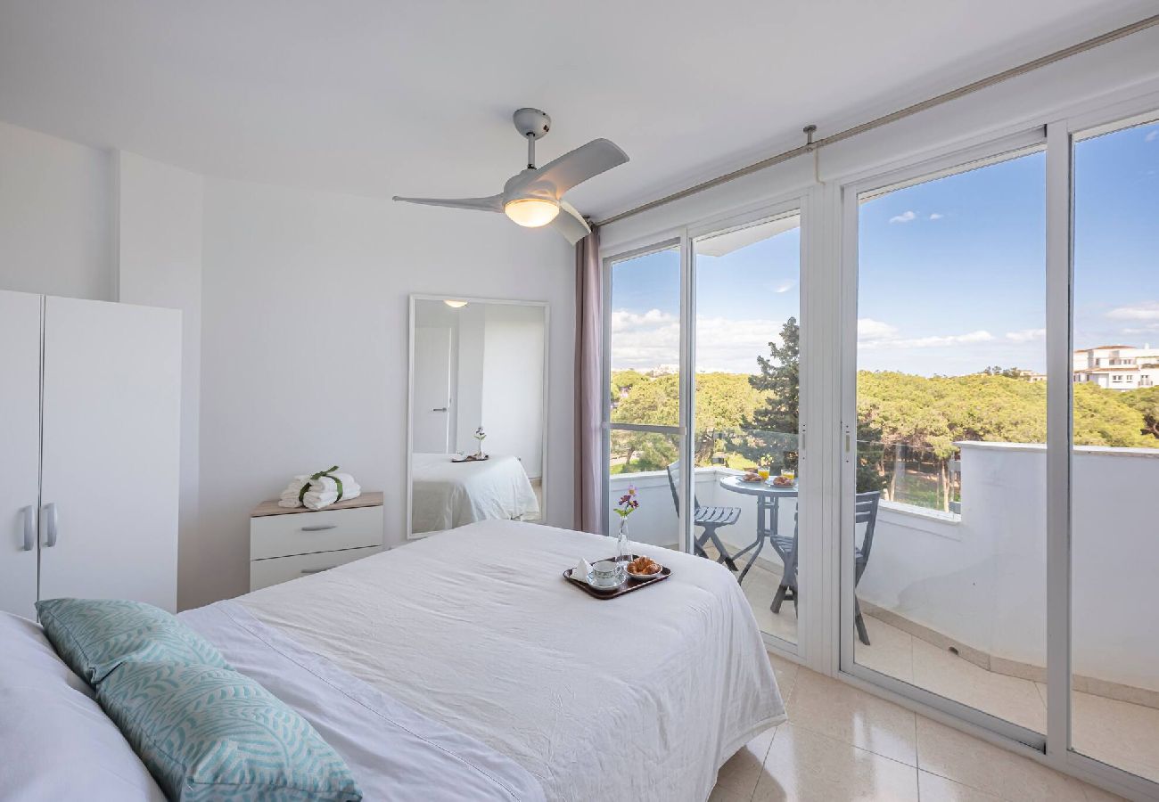 Apartment in Sitio de Calahonda - Marvellous 1BR beachfront flat parking and pool 