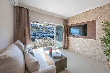 Apartment in Marbella - Charming Golden Mile Apt · 300 m from the Beach 