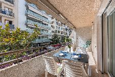 Apartment in Marbella - Elegant 2BR Flat in Marbella City Center 