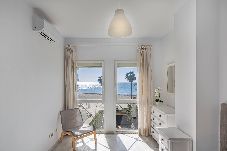 Apartment in Estepona - Cozy & Comfy Seaside Retreat in Estepona 