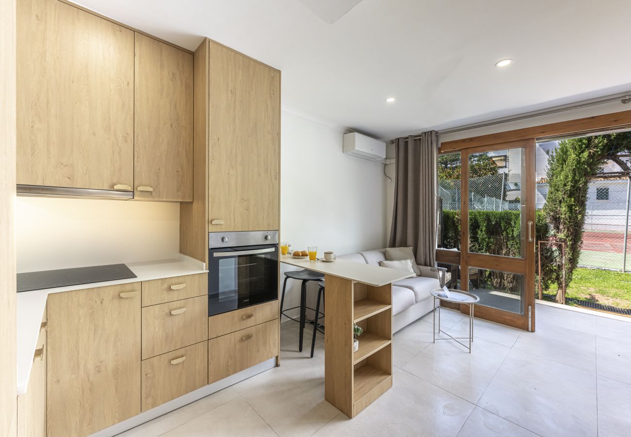 Studio in Marbella - Beautiful studio just 200m from the beach, right on the Golden Mile