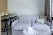 Studio in Marbella - Beautiful studio just 200m from the beach, right on the Golden Mile