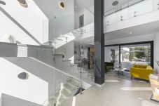 Villa in Estepona - Luxury Five Bedroom Villa with Sea View