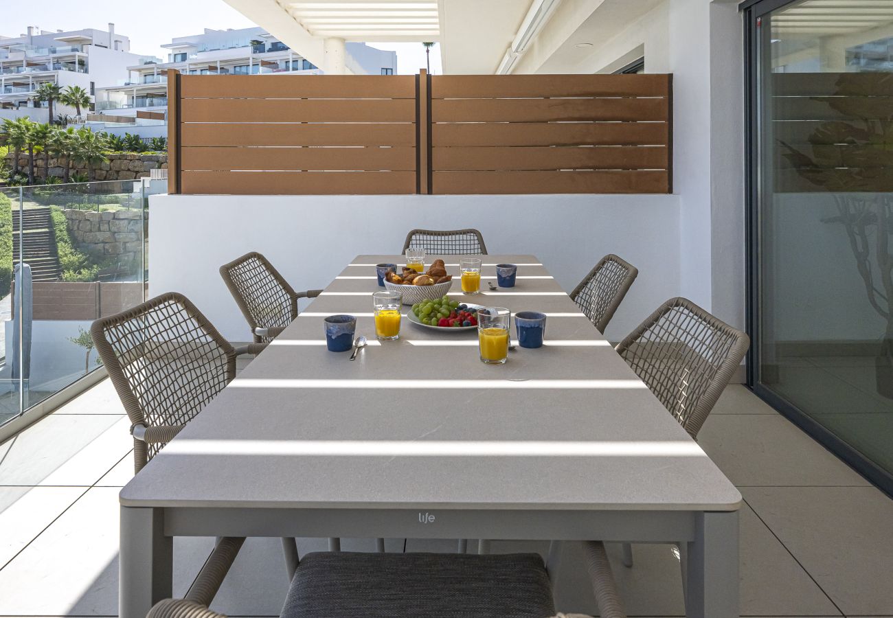Apartment in Mijas - Bright and modern apartment with sea views