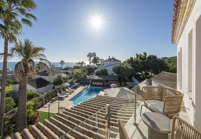 Villa in Manilva - Stunning 6Bed Villa with Private Pool 