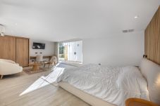 Villa in Manilva - Stunning 6Bed Villa with Private Pool 