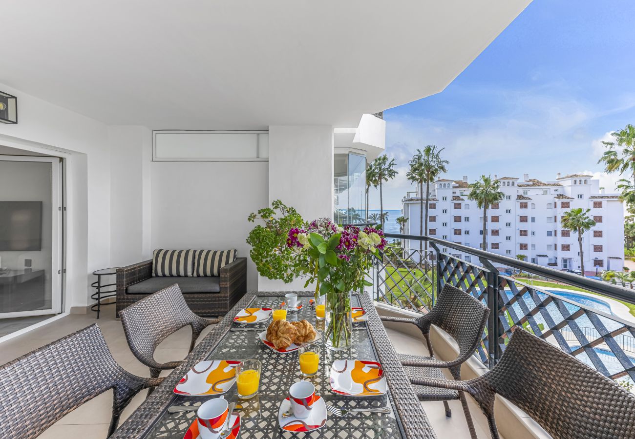 Apartment in Mijas - Charming apartment with terrace & pool views
