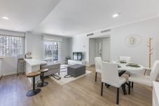 Apartment in Marbella - Premium Getaway: Sun, Pool, and Marbella