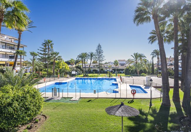 Studio in Marbella - Comfy Studio in Golden Mile *Pool